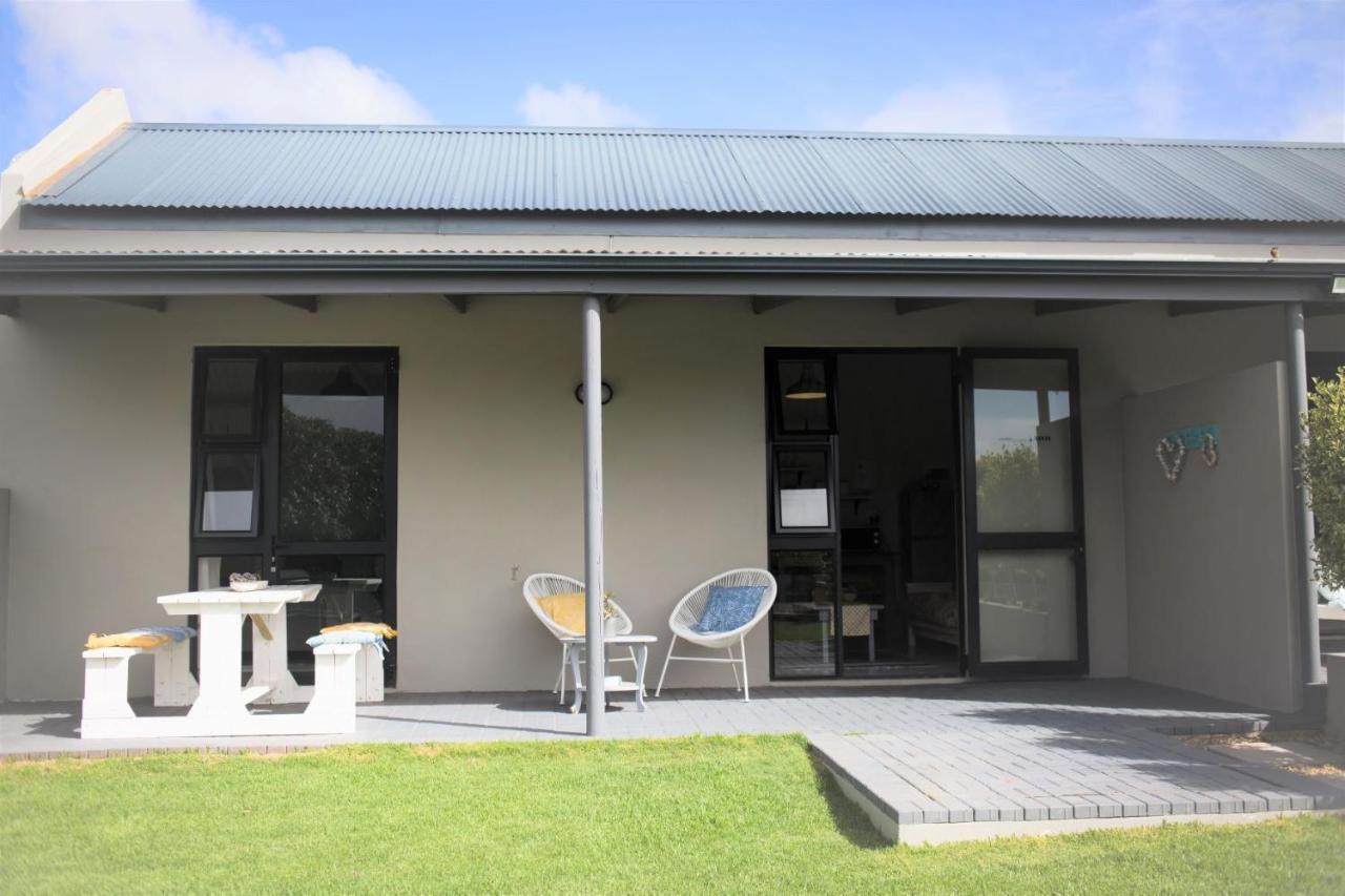 Three Feathers Cottages Langebaan Luaran gambar