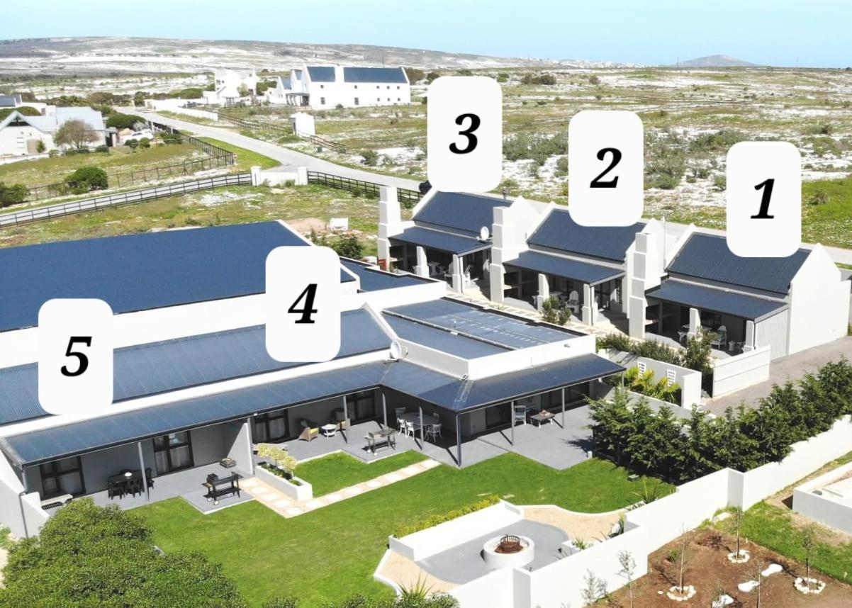 Three Feathers Cottages Langebaan Luaran gambar