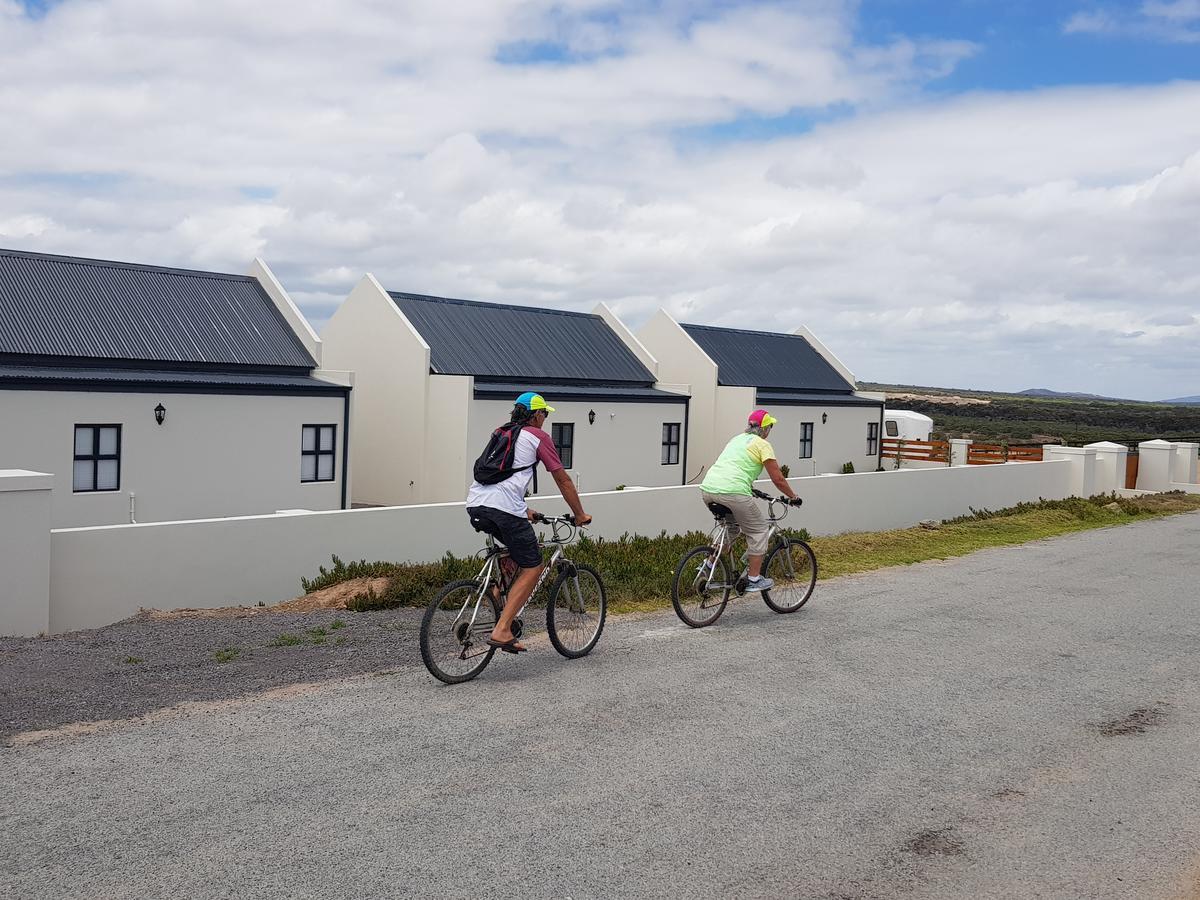 Three Feathers Cottages Langebaan Luaran gambar