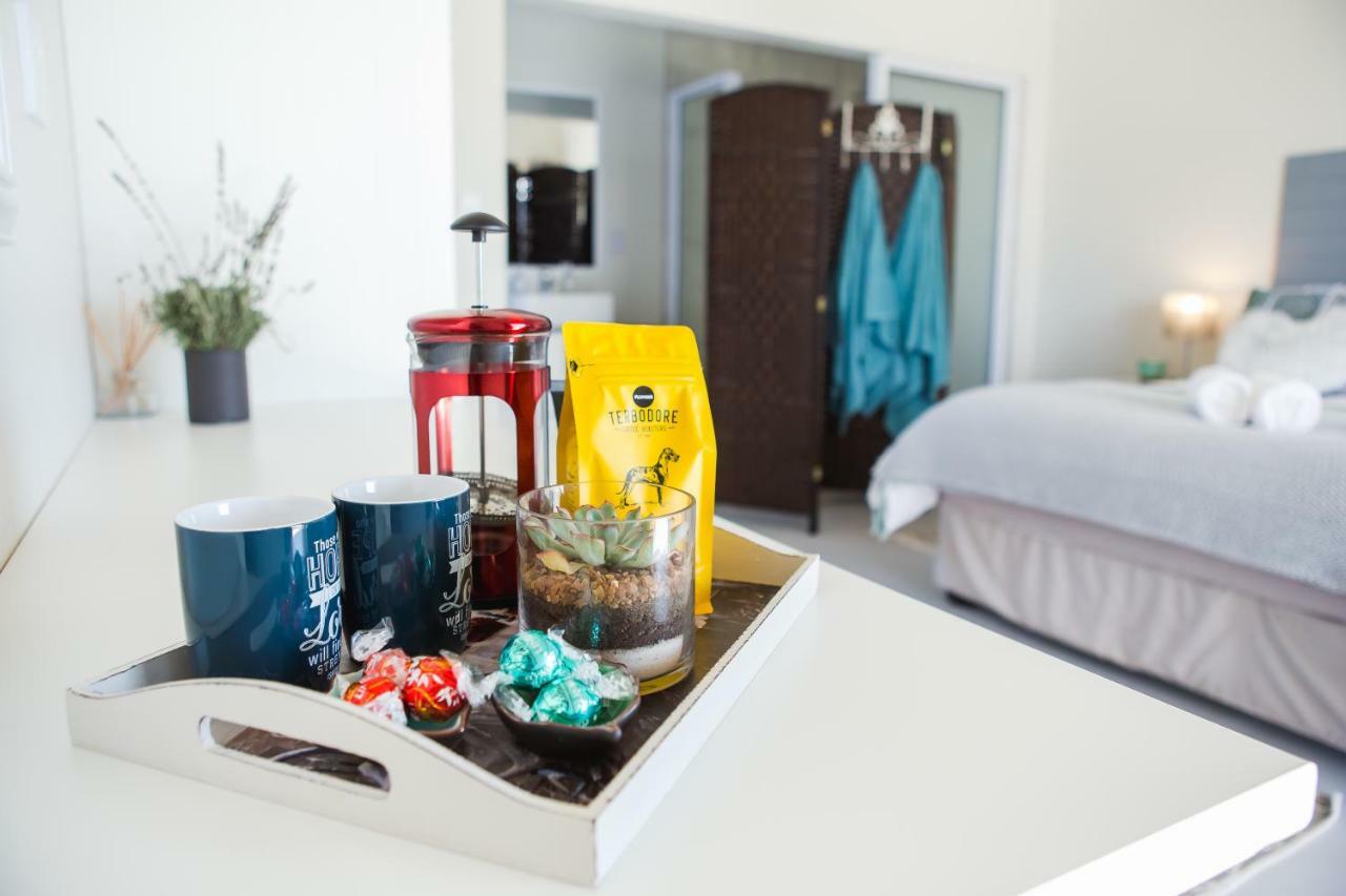 Three Feathers Cottages Langebaan Luaran gambar