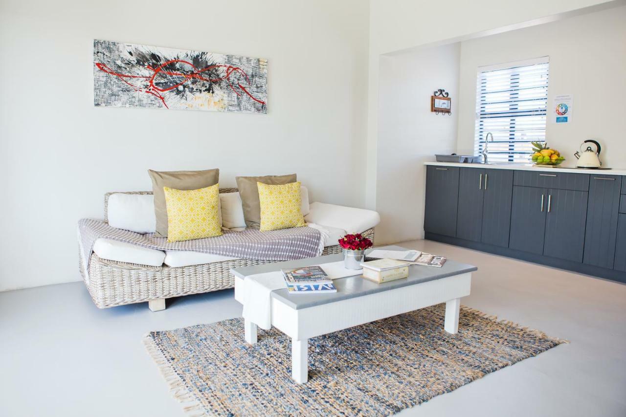 Three Feathers Cottages Langebaan Luaran gambar