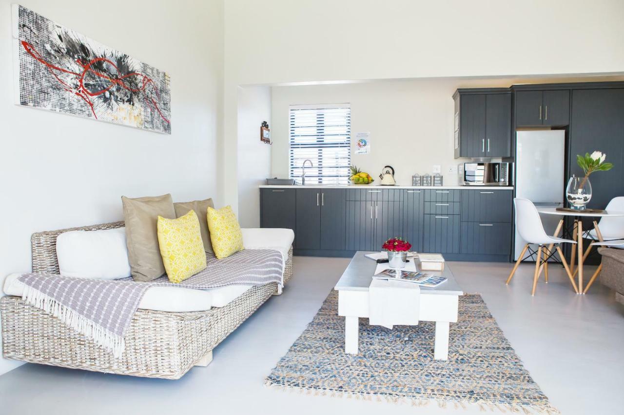 Three Feathers Cottages Langebaan Luaran gambar