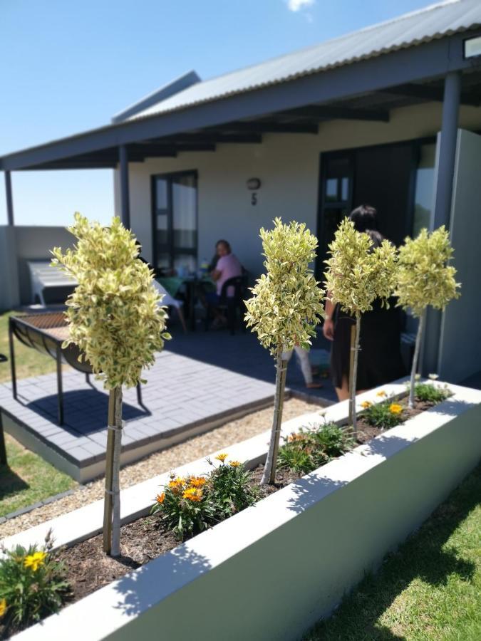 Three Feathers Cottages Langebaan Luaran gambar